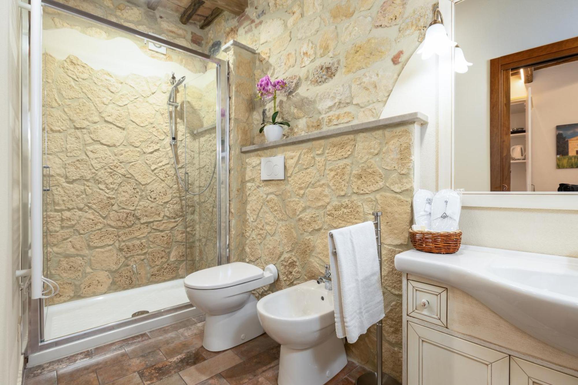 Sognare Nel Castello Hotel Monteriggioni Buitenkant foto